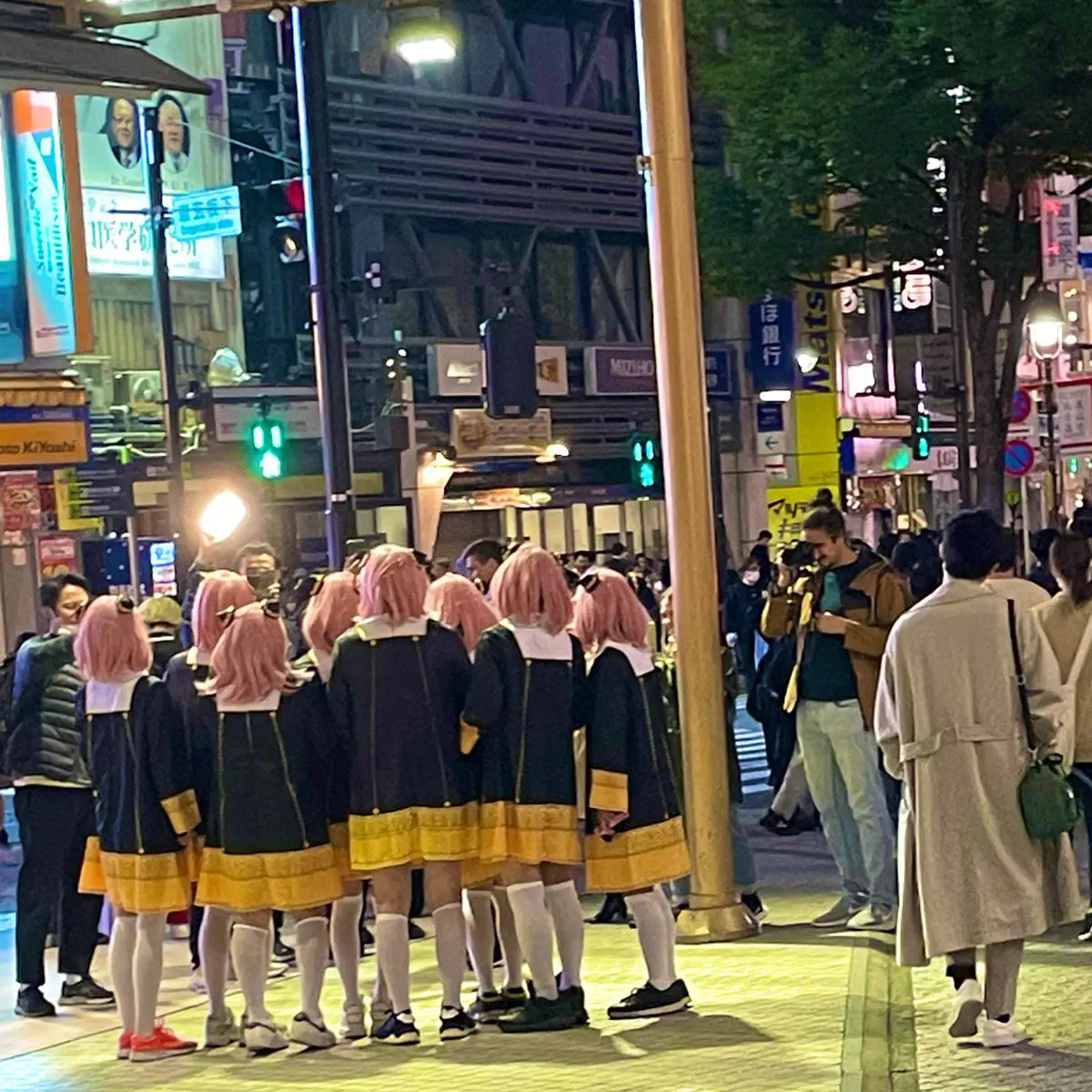 【渋谷ハロウィン】2022年10月のバズツイートまとめ【下着ユニバ】
